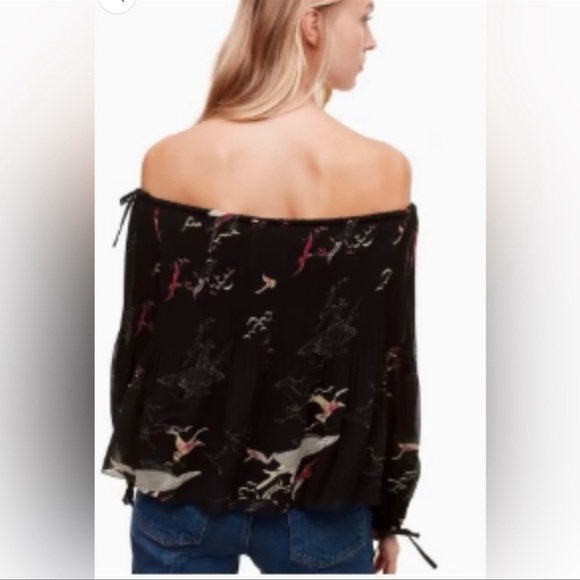 Aritzia Wilfred Talence Off Shoulder Blouse in foulard Black pattern XS women - Picture 4 of 9